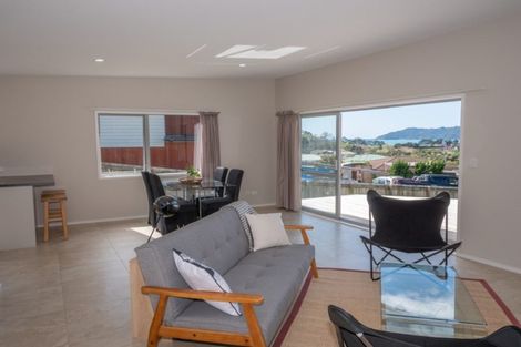 Photo of property in 7 Frangipani Street, Cable Bay, 0420