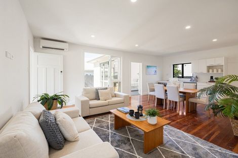 Photo of property in 121a Forest Lake Road, Forest Lake, Hamilton, 3200