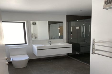 Photo of property in 11 Ara Kataraina, Mangere, Auckland, 2022