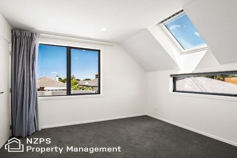 Photo of property in 2/208 Surrey Street, Saint Clair, Dunedin, 9012