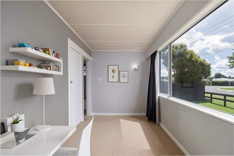 Photo of property in 19 Williams Street, Cambridge, 3434