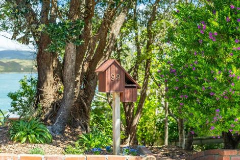 Photo of property in 99 Motuhara Road, Plimmerton, Porirua, 5026