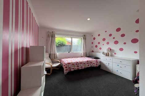 Photo of property in 12 Teagarden Close, Mairehau, Christchurch, 8052