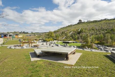 Photo of property in 70 Pakanga Grove, Pyes Pa, Tauranga, 3112