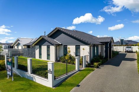 Photo of property in 99 Palm Springs Boulevard, Papamoa Beach, Papamoa, 3118