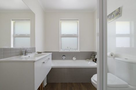 Photo of property in 3 Pamela Place, Otumoetai, Tauranga, 3110