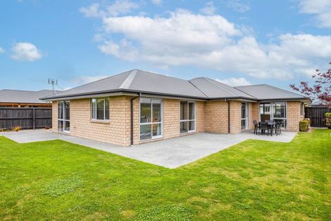 Photo of property in 15 Beech Drive, Rangiora, 7400