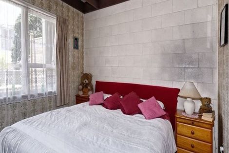 Photo of property in 1/22 Kelston Street, New Lynn, Auckland, 0600