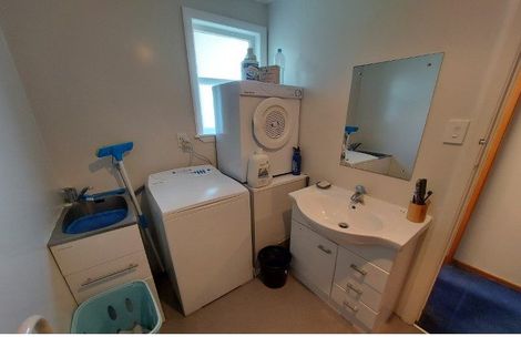 Photo of property in 2 Manitoba Place, Kingston, Wellington, 6021