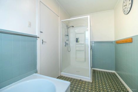 Photo of property in 1 Kennedy Crescent, Waimate, 7924