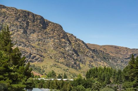 Photo of property in 2/4 Redfern Terrace, Arthurs Point, Queenstown, 9371