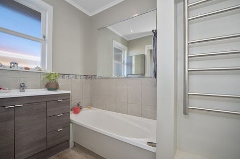 Photo of property in 17 Hayes Avenue, Gate Pa, Tauranga, 3112