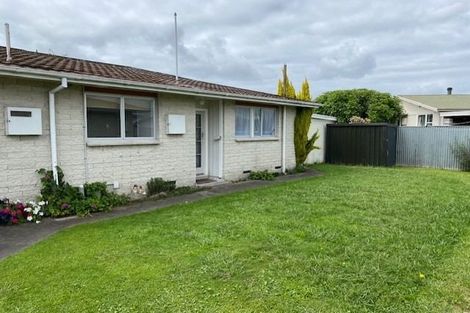 Photo of property in 4/202 Warwick Road, Mayfair, Hastings, 4122