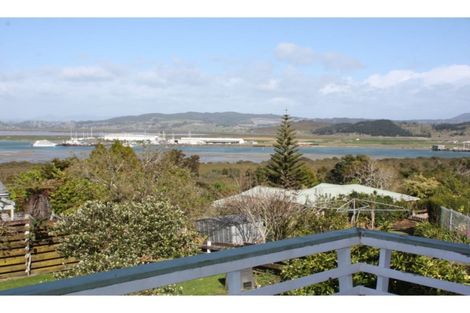 Photo of property in 80 West View Crescent, Onerahi, Whangarei, 0110