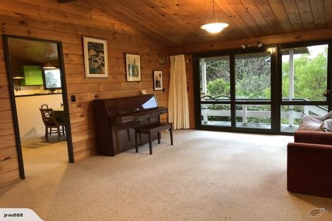 Photo of property in 7 Harbour View Road, Harbour View, Lower Hutt, 5010