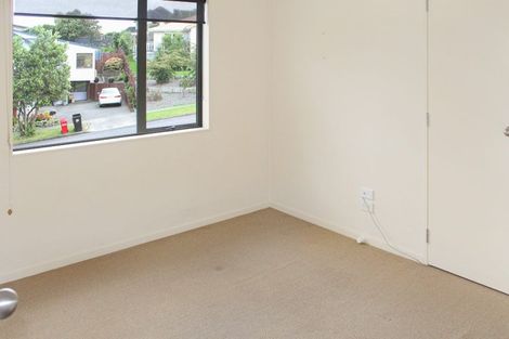 Photo of property in 8 Ruapehu Drive, Fitzherbert, Palmerston North, 4410