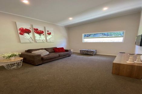 Photo of property in 44 Attwood Road, Paremoremo, Auckland, 0632