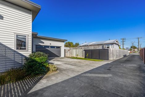 Photo of property in 52a Mako Mako Road, Levin, 5510