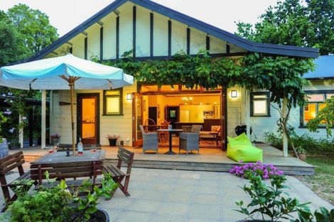 Photo of property in 35 Iona Road, Havelock North, 4130