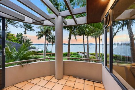 Photo of property in 37 Clyside Avenue, Half Moon Bay, Auckland, 2012