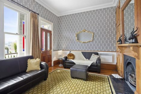 Photo of property in 18 Bidwill Street, Mount Cook, Wellington, 6021