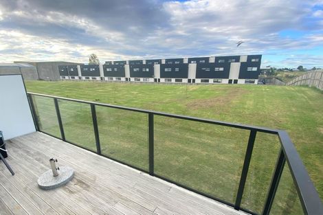 Photo of property in 12/18 Ashley Place, Papamoa Beach, Papamoa, 3118