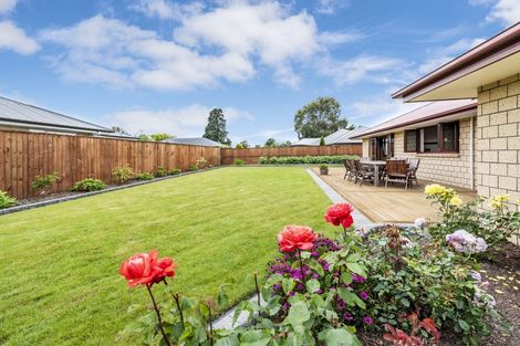 Photo of property in 92 Acacia Avenue, Rangiora, 7400