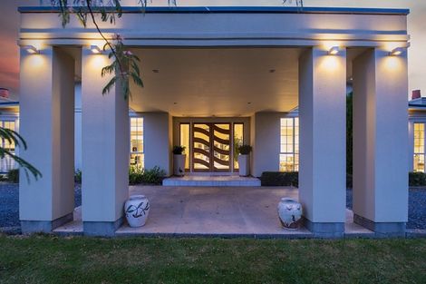 Photo of property in 15 Tarahunga Road, Levin, 5571