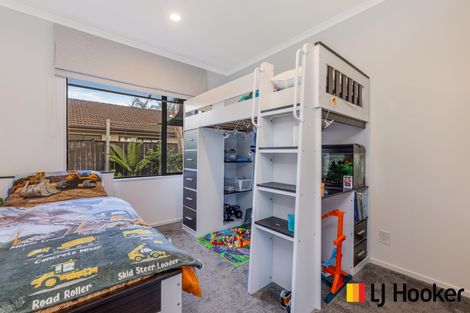 Photo of property in 27 Girvan Terrace, Wattle Downs, Auckland, 2103