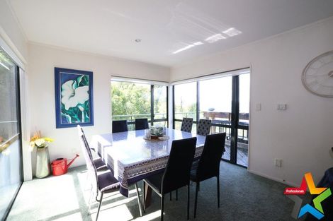 Photo of property in 31 Ewing Grove, Acacia Bay, Taupo, 3330