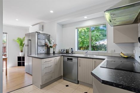 Photo of property in 15c Anthony Place, Pakuranga, Auckland, 2010