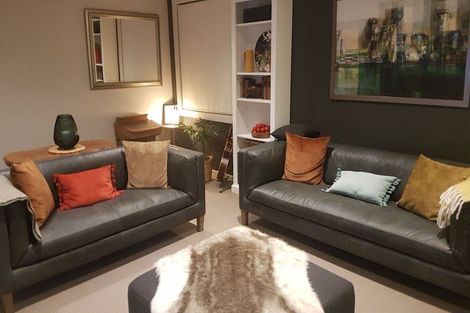 Photo of property in 15 Pukatea Street, Eastbourne, Lower Hutt, 5013