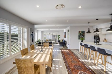 Photo of property in 145 Arataki Road, Havelock North, 4130