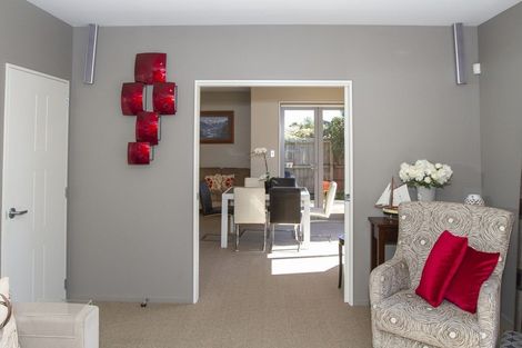 Photo of property in 5a Dovedale Avenue, Ilam, Christchurch, 8041