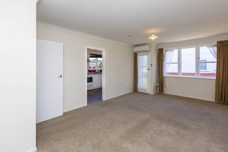 Photo of property in 1/4 Henry Street, Ebdentown, Upper Hutt, 5018
