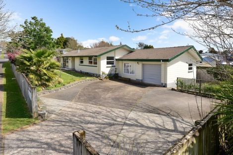 Photo of property in 4 Russleigh Drive, Dinsdale, Hamilton, 3204