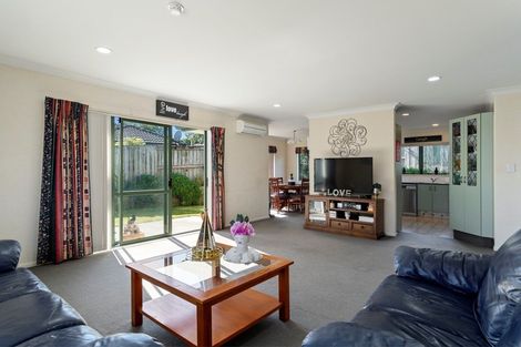 Photo of property in 8 Brackenburn Drive, Ohauiti, Tauranga, 3112