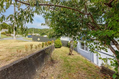 Photo of property in 8 Ngahue Crescent, Elsdon, Porirua, 5022