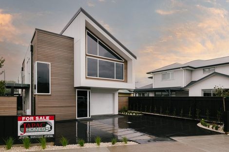 Photo of property in 15 Ihaka Street, Hokowhitu, Palmerston North, 4410