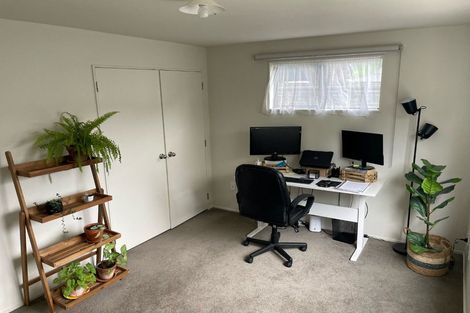 Photo of property in 60 Happy Valley Road, Owhiro Bay, Wellington, 6023