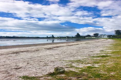 Photo of property in 2/14 Chip Grove, Sunnyhills, Auckland, 2010