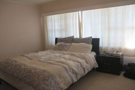 Photo of property in 1/5 Otakau Road, Milford, Auckland, 0620