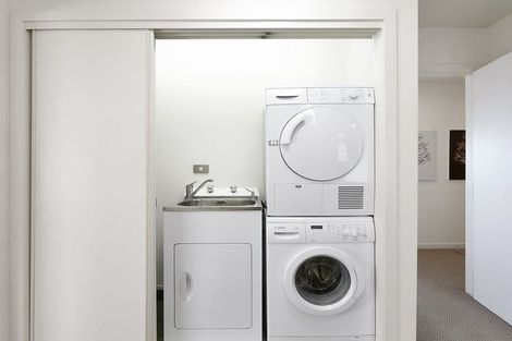 Photo of property in 61d Earls Road, Saint Clair, Dunedin, 9012