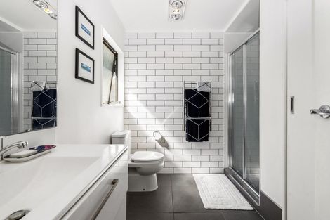 Photo of property in 15 Lynbert Road, Lynmore, Rotorua, 3010