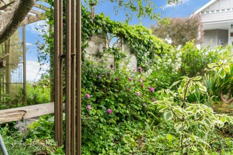 Photo of property in 17 Oparakau Road, Matakohe, 0594