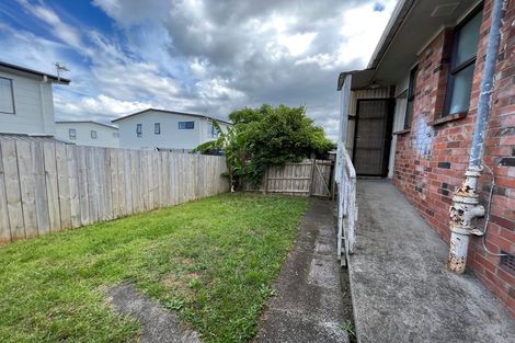 Photo of property in 2/65 Astley Avenue, New Lynn, Auckland, 0600