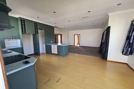 Photo of property in 330 Carrington Street, Vogeltown, New Plymouth, 4310