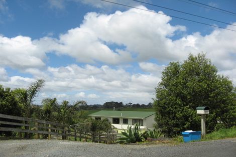 Photo of property in 51 Annandale Road, Kumeu, 0891