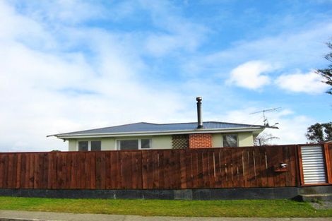 Photo of property in 2 Glenbrae Place, Hargest, Invercargill, 9810
