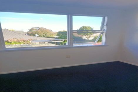 Photo of property in 364 Yaldhurst Road, Russley, Christchurch, 8042